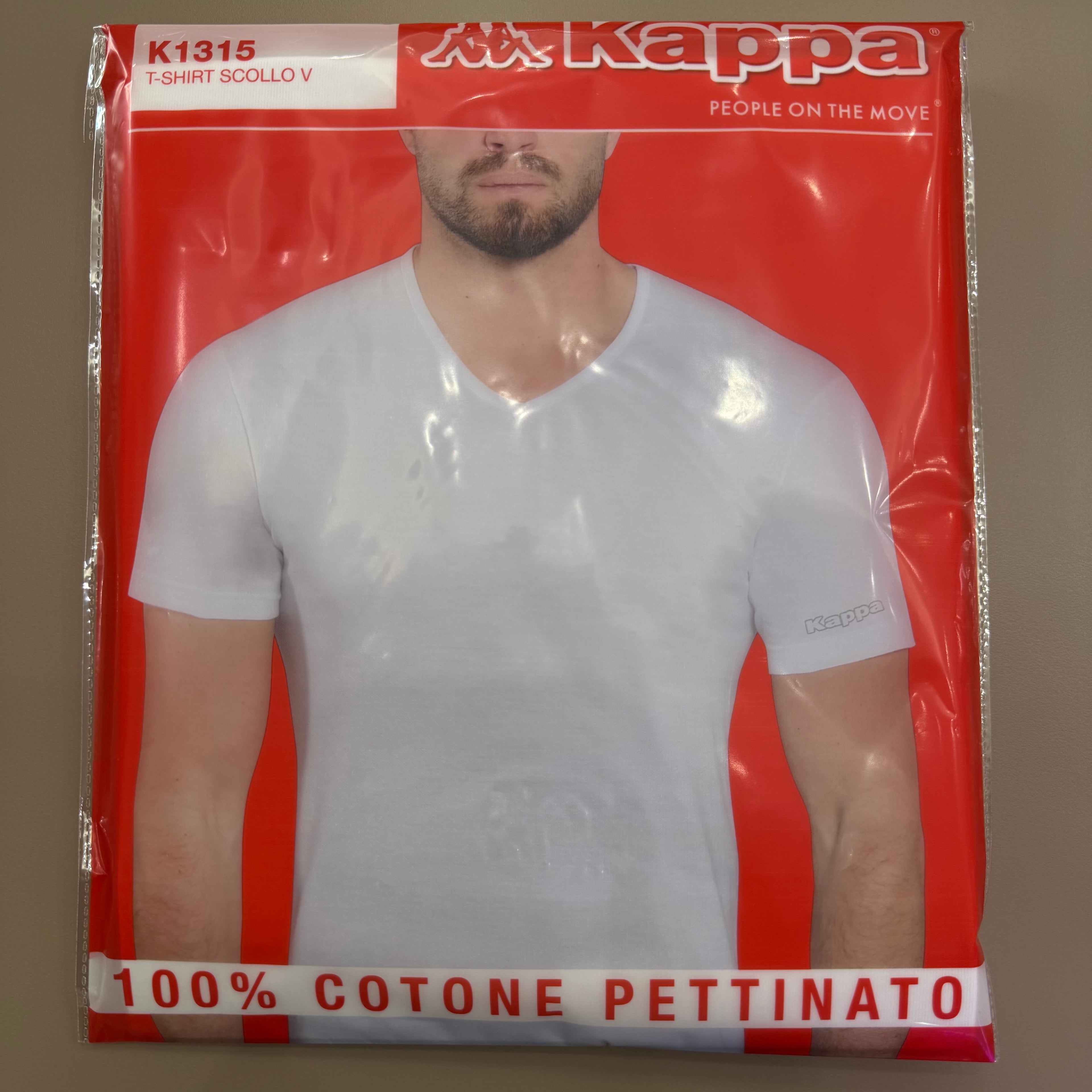 T-shirt scollo V Kappa