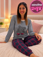 Grigio chiaro con pantaloni blu e rosa