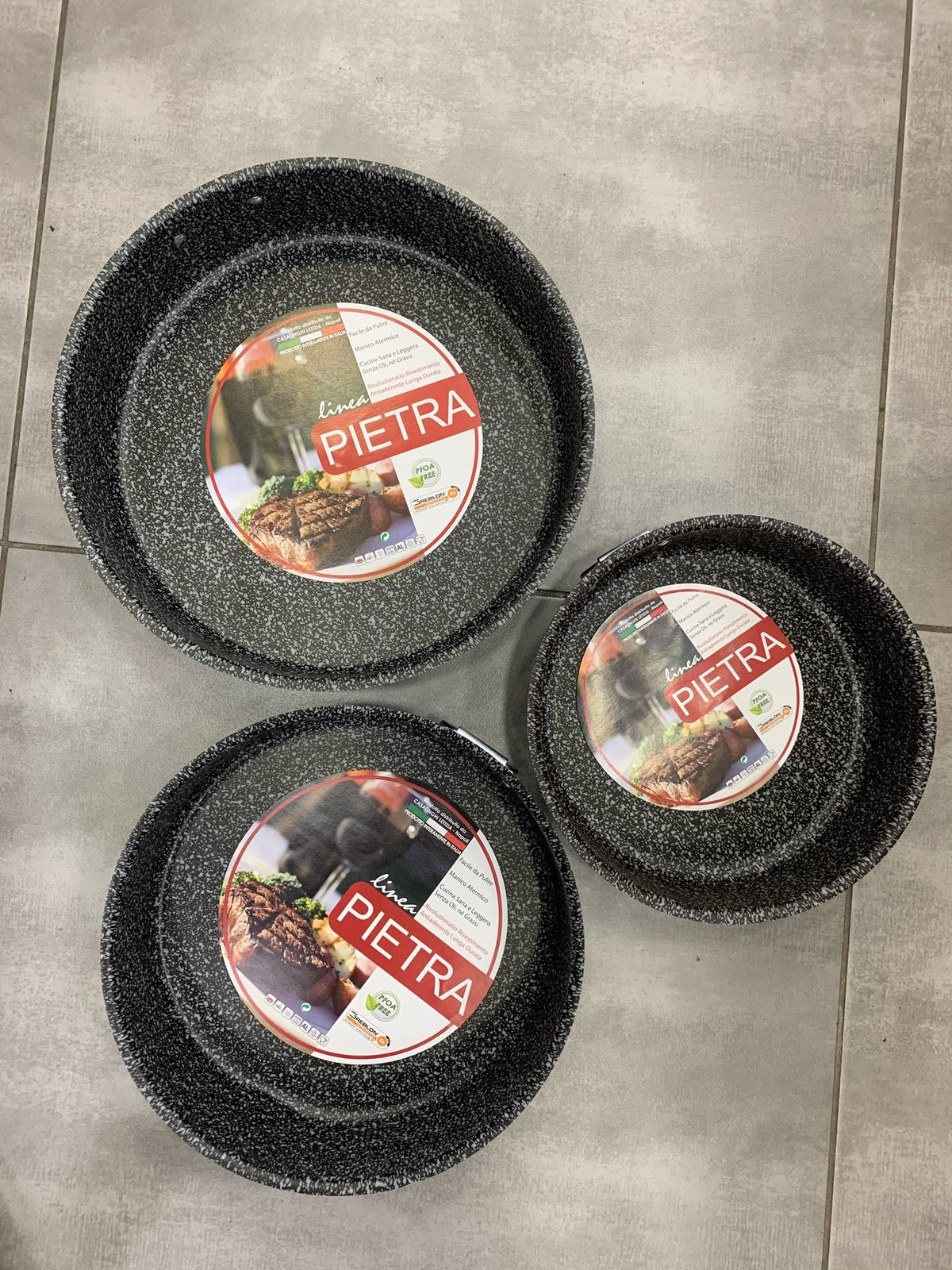 Tris tortiere antiaderenti effetto pietra da 24, 28 e 32 cm